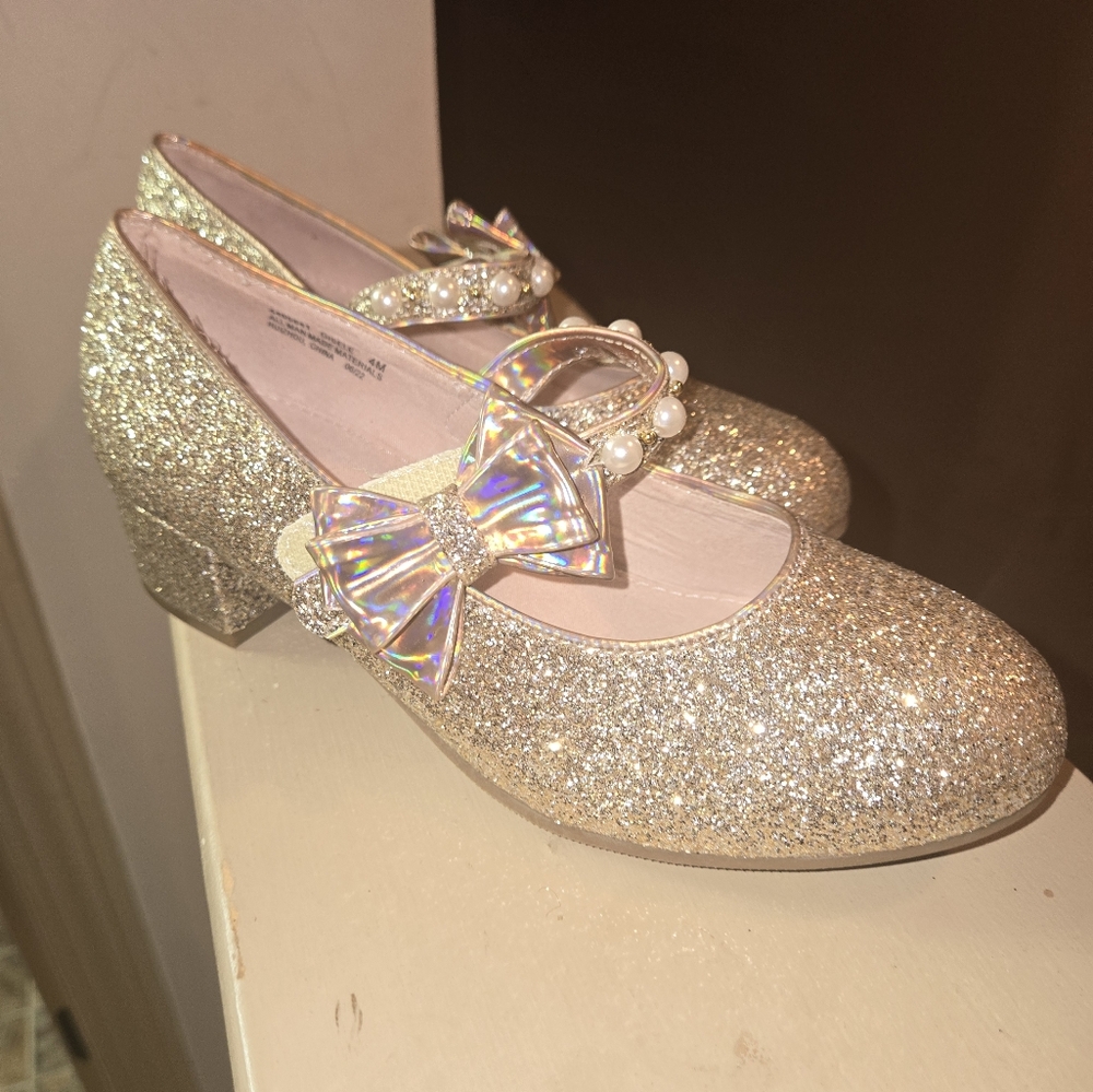 Gold dress shoes NEW never worn